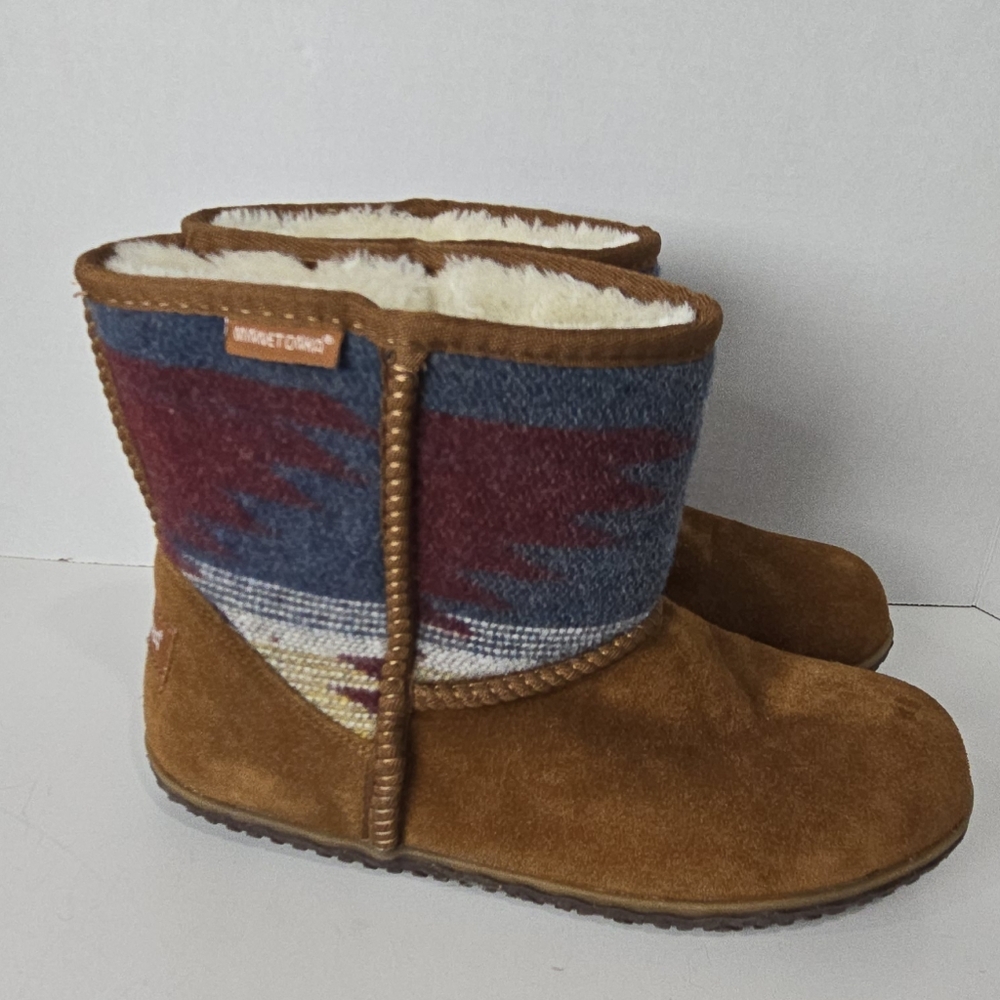 Minnetonka Sz 9 Southwest Style Boots Native American Cowboy